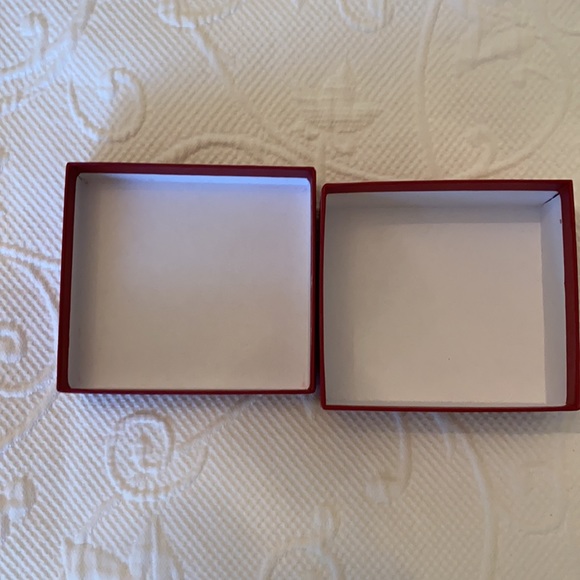 Salvatore Ferragamo Red Jewelry Box & Pouch - Picture 5 of 15